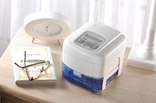 Intellipap AutoAdjust Auto CPAP Machine (DV54D-HH) with Heated Humidifier by DeVilbiss Healthcare